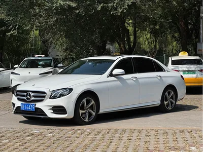 2017 Mercedes-Benz E-Class E 200 L 4MATIC, фото 1, лот 10693446
