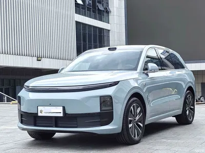 2025 Li Auto L6 Max Smart Renewal Edition, фото 1, лот 10405671