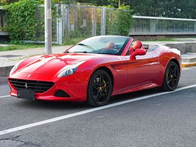 2015 Ferrari California T 3.9T Standard, фото 1, лот 11067263