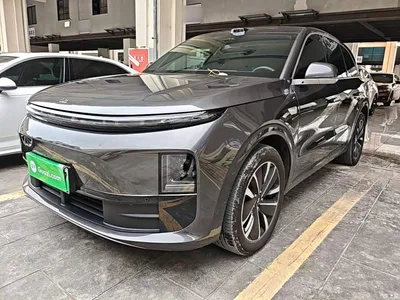 2025 Li Auto L6 Pro Smart Renewal Edition, фото 2, лот 11192574