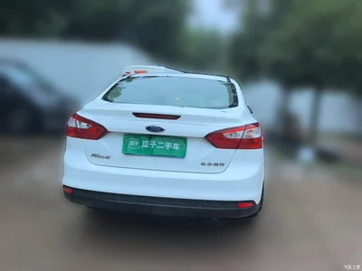 2012 Ford Focus Sedan 1.6L Automatic Comfort, фото 3, лот 10381437