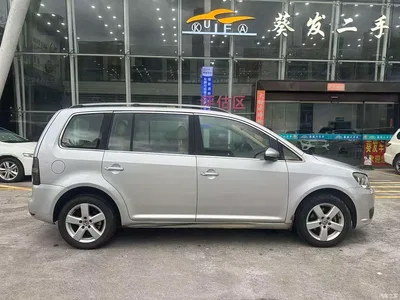 2013 Volkswagen Touran 1.4T Manual Comfort 5-seater, фото 3, лот 10475338