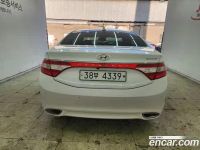 2013 Hyundai Grandeur HG240 Modern, фото 3, лот 10062815