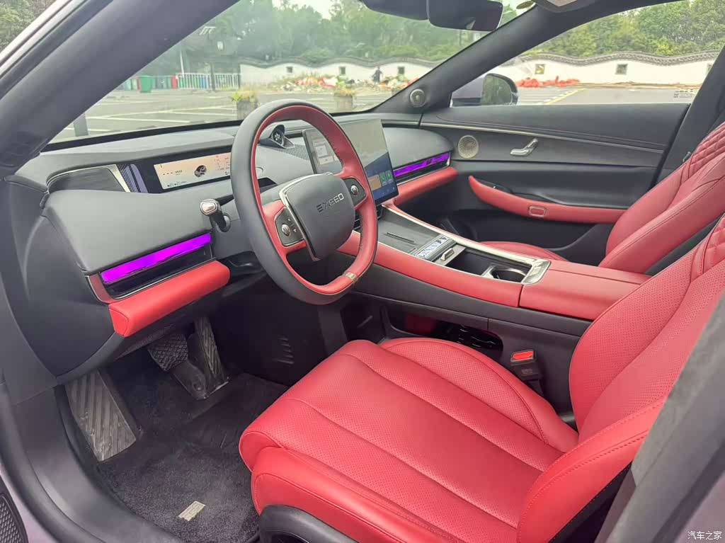 2025 Exeed Exlantix ES Range Extender Max Urban Assist, фото 4, лот 11196327