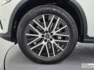 2021 Mercedes-Benz GLC-Class GLC300e 4MATIC, фото 4, лот 10057979