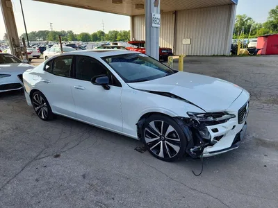 2022 VOLVO S60 B5 MOMENTUM, фото 4, лот 10678657