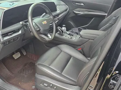 2024 Cadillac XT4 28T 2WD Luxury, фото 4, лот 10393055