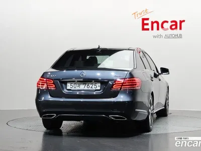 2015 Mercedes-Benz E-Class E300 4MATIC Avantgarde, фото 3, лот 10165532