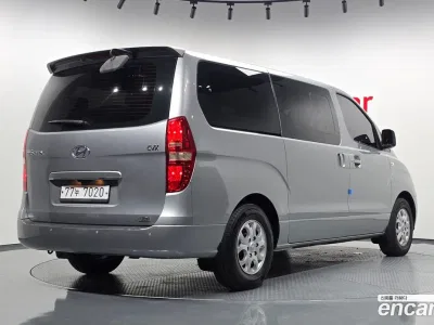 2013 Hyundai Starex 12-Seater Wagon, фото 2, лот 10202838