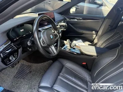 2022 BMW 5-Series 520i M Sport, фото 4, лот 10522969