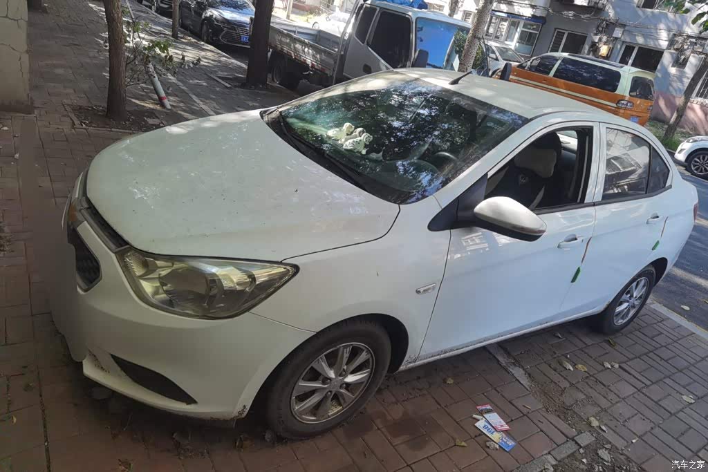 2018 Chevrolet Sail 3 1.3L AMT Ideal, фото 1, лот 10768652