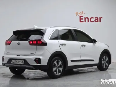 2020 Kia Niro 1.6 HEV, фото 2, лот 10221017