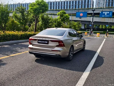 2024 Volvo S60 B4 Elegance Luxury Edition, фото 4, лот 10357041
