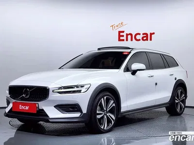 2020 Volvo V60 T5 Pro AWD, фото 1, лот 10124350