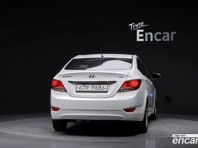 2012 Hyundai Accent Diesel 1.6 VGT Premier, фото 4, лот 10217831