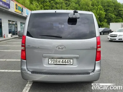 2017 Hyundai Starex 12-Seater Wagon, фото 4, лот 10160876