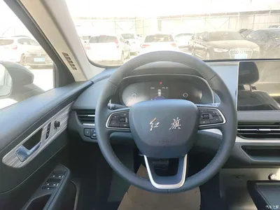2025 Hongqi E-QM5 Model 500km Travel Edition, фото 4, лот 10288014