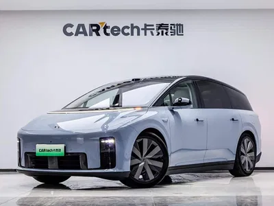 2025 Li Auto Li i8 Standard Edition, фото 1, лот 11136416