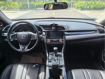 2016 Honda Civic 220TURBO CVT Luxury Edition, фото 4, лот 10428169