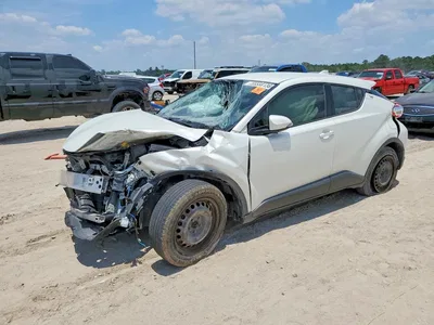 2020 TOYOTA C-HR LE, фото 1, лот 10554933