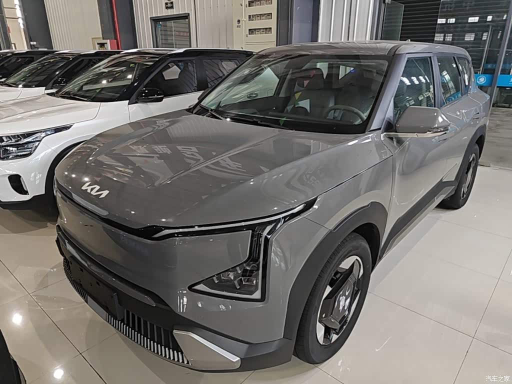 2025 Kia EV5 530 Air, фото 1, лот 10337779