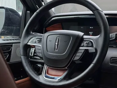 2019 Lincoln Navigator Extended Edition, фото 3, лот 10612619