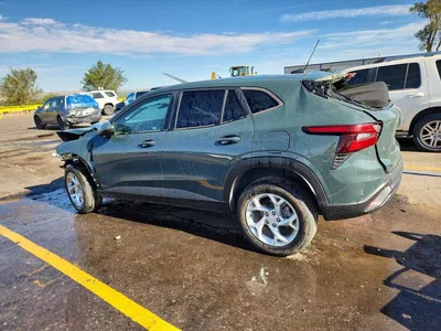 2025 CHEVROLET TRAX LS, фото 2, лот 10703414
