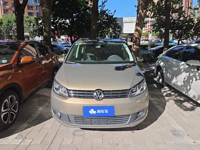 2015 Volkswagen Touran 1.4T DSG Comfort Edition 5-seater, фото 2, лот 10270728