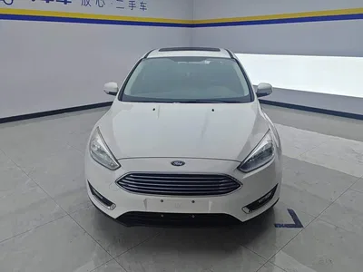 2015 Ford Focus Sedan EcoBoost 125 Manual Super Energy Fashion, фото 2, лот 11202110