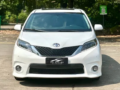2017 Toyota Sienna 3.5L 2WD SE, фото 4, лот 10383869