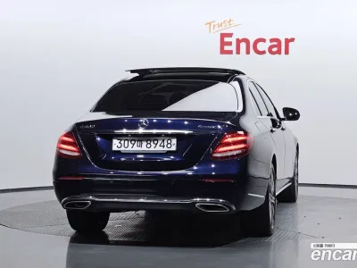 2018 Mercedes-Benz E-Class E400 4MATIC Exclusive, фото 4, лот 10169351