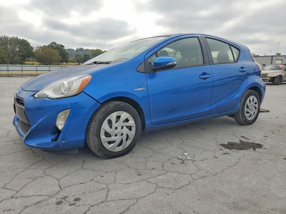 2016 TOYOTA PRIUS C TWO, фото 1, лот 11185552