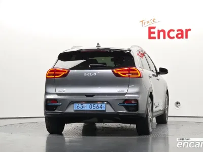 2022 Kia Niro Prestige, фото 4, лот 10197166