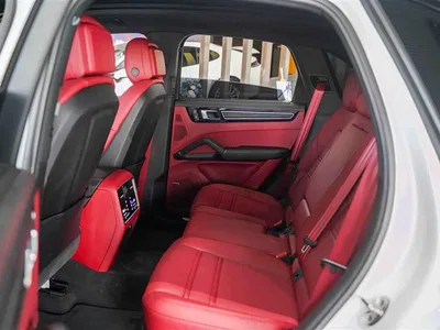 2023 Porsche Cayenne New Energy Cayenne E-Hybrid 2.0T Platinum Edition, фото 3, лот 10402524