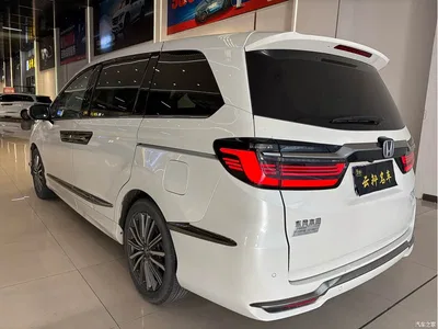 2022 Honda Elysion 2.0L e:HEV Supreme Edition, фото 4, лот 10320512