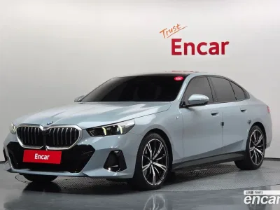 2025 BMW 5-Series 530i xDrive M Sport, фото 1, лот 10131489