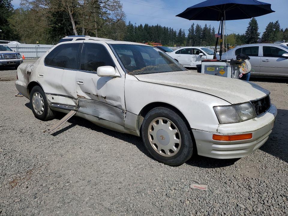 1996 LEXUS LS 400, фото 4, лот 10978335