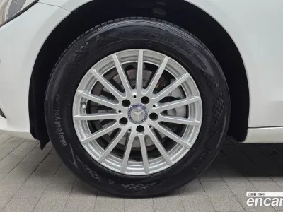 2015 Mercedes-Benz C-Class C200, фото 4, лот 10781190
