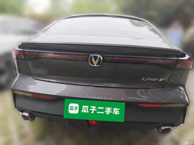 2024 Changan UNI-V 1.5T Deluxe, фото 3, лот 10576783