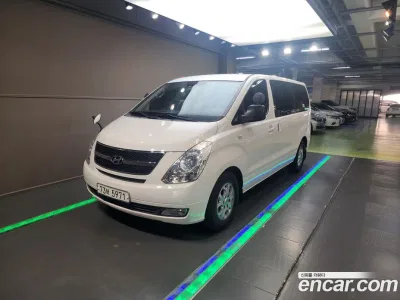 2015 Hyundai Starex 12-Seater Wagon, фото 1, лот 10340950