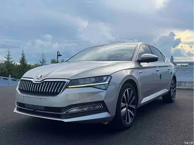 2022 Škoda Superb TSI280 DSG Premium Edition, фото 1, лот 10616134
