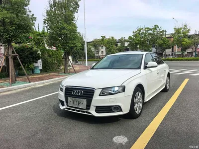 2012 Audi A4L 2.0 TFSI Auto Comfort, фото 1, лот 10437889