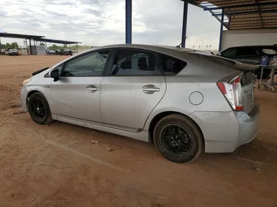 2012 TOYOTA PRIUS TWO, фото 3, лот 10543486
