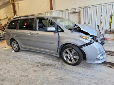 2013 TOYOTA SIENNA SPORT, фото 4, лот 10508001