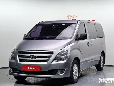 2017 Hyundai Starex 3-Seater VAN, фото 1, лот 10161366
