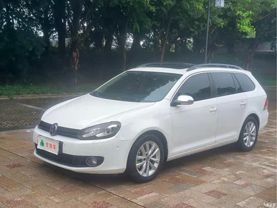 2011 Volkswagen Golf 1.4TSI Auto Luxury, фото 1, лот 10449638