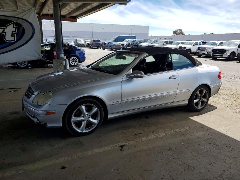 2004 MERCEDES-BENZ CLK 320, фото 1, лот 10967911