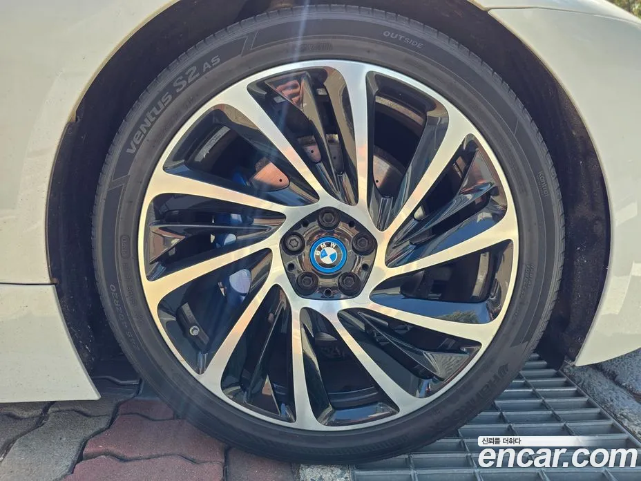 2016 BMW i8 Coupe, фото 4, лот 10083754