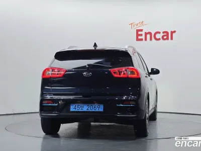 2021 Kia Niro Prestige, фото 4, лот 10226612