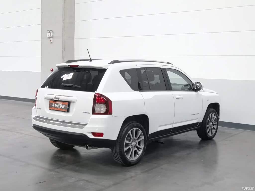 2014 Jeep Compass (Import) Facelift 2.4L 4WD Luxury Navigation Edition, фото 2, лот 11203087